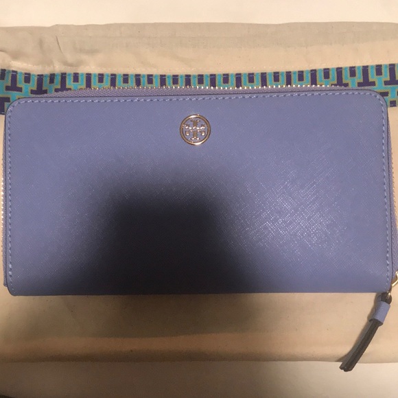 Tory Burch Handbags - Tory Burch wallet